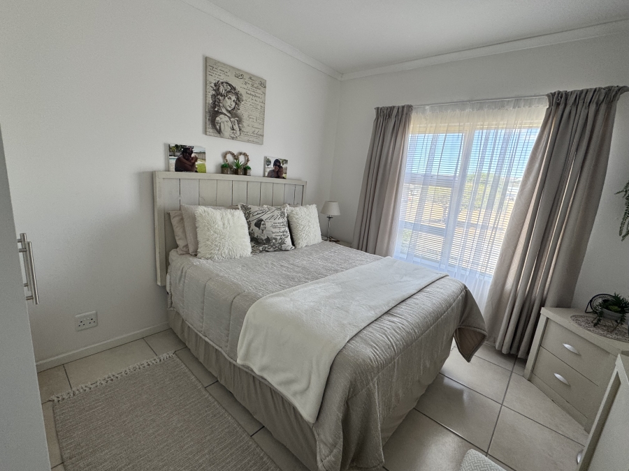 2 Bedroom Property for Sale in Hartenbos Central Western Cape